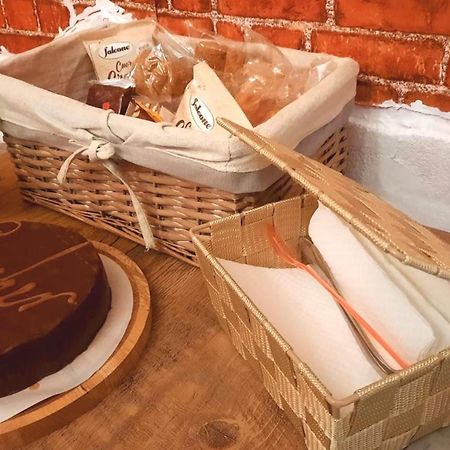 Regina Elena Bed & Breakfast Чинизи Екстериор снимка
